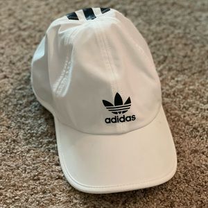 Casual Adidas hat - adjustable Velcro strap